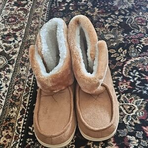 Cozy Tan Women's Mocassins